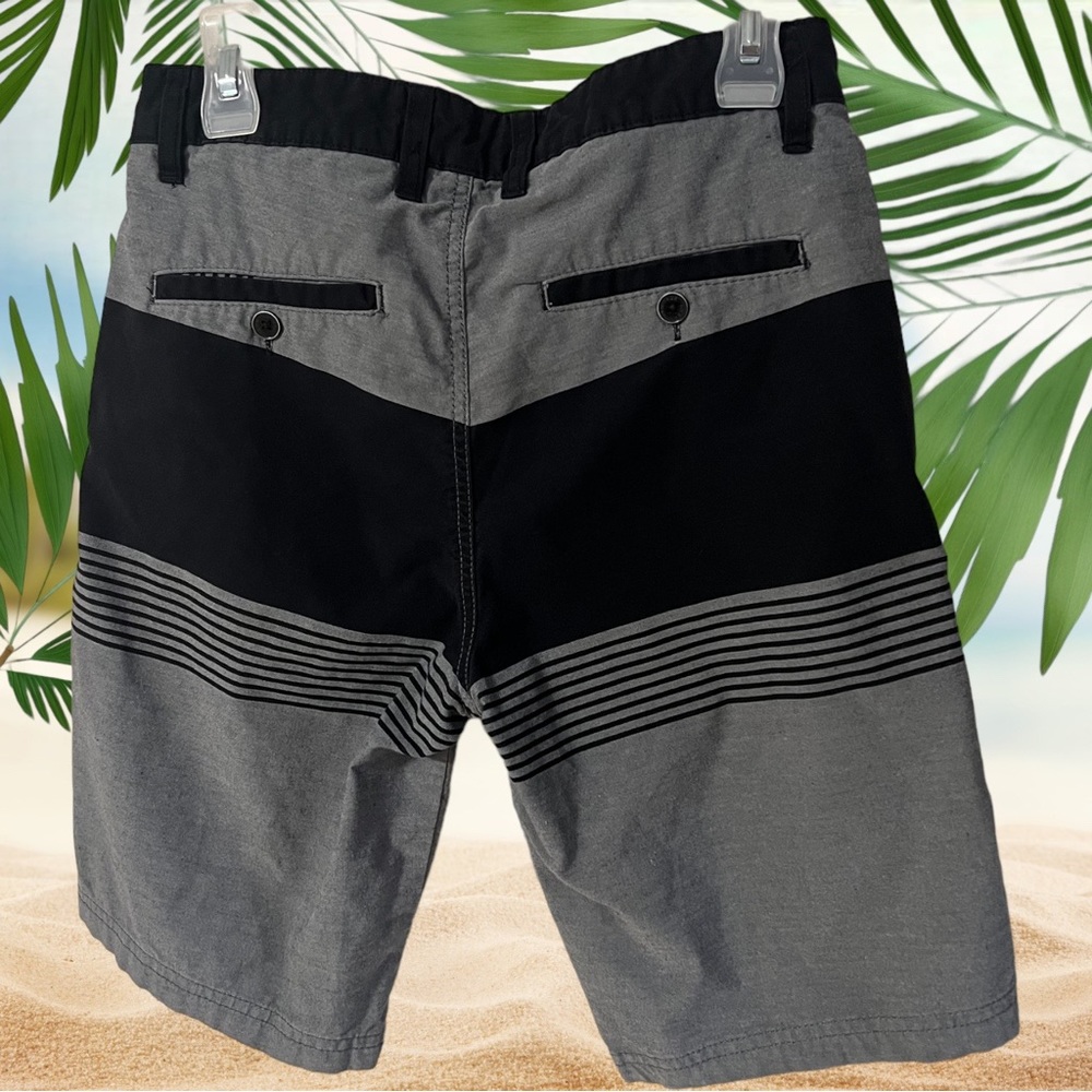 Board shorts by Urban Heritage in size 28 - Picture 6 of 6